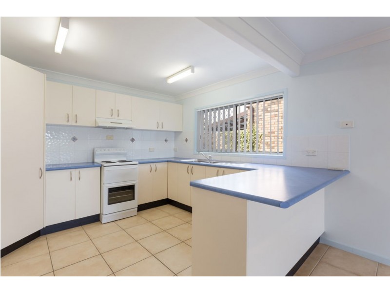 41b Pacific Parade, Old Bar NSW 2430