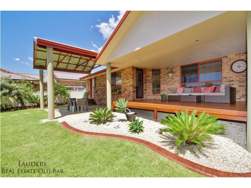 46 Medowie Road, Old Bar NSW 2430