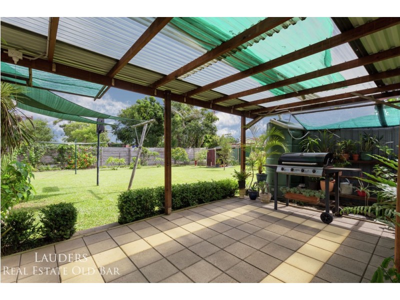 71 Waterman Street, Old Bar NSW 2430