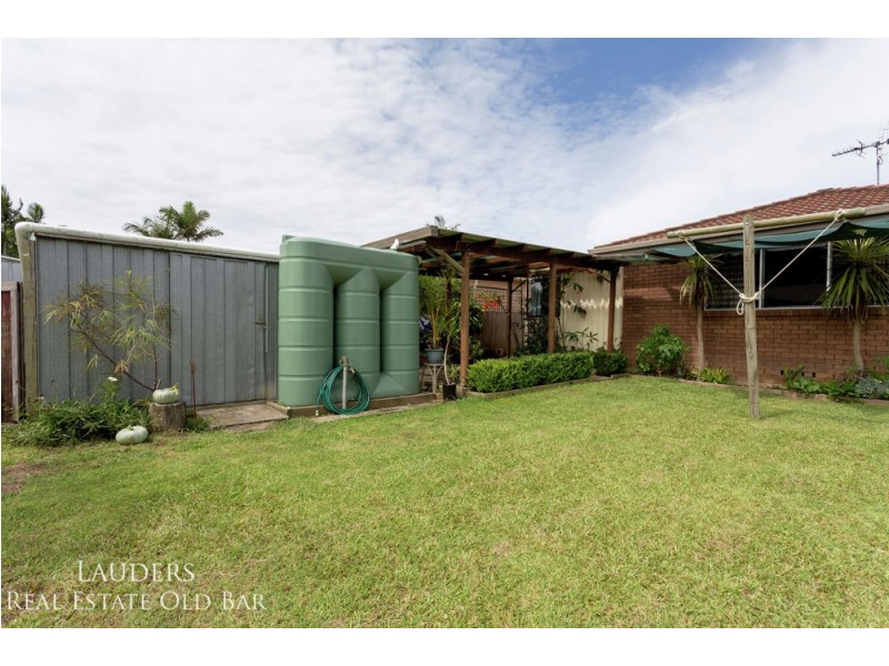 71 Waterman Street, Old Bar NSW 2430