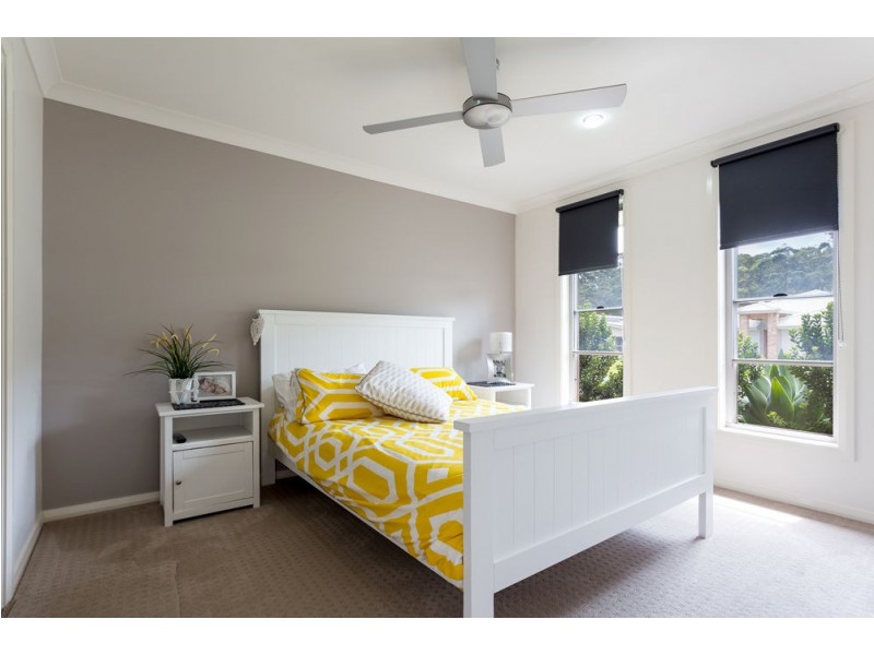 2/42 Albatross Way, Old Bar NSW 2430