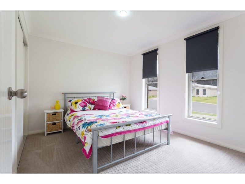 2/42 Albatross Way, Old Bar NSW 2430