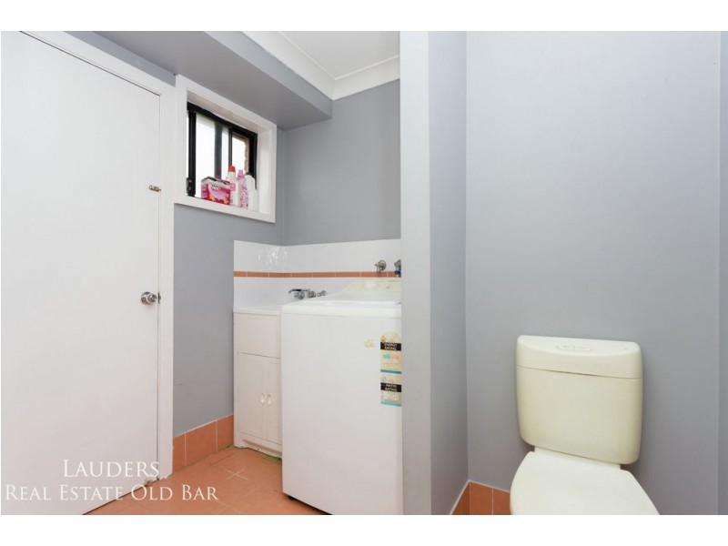 1/10 Bluehaven Drive, Old Bar NSW 2430