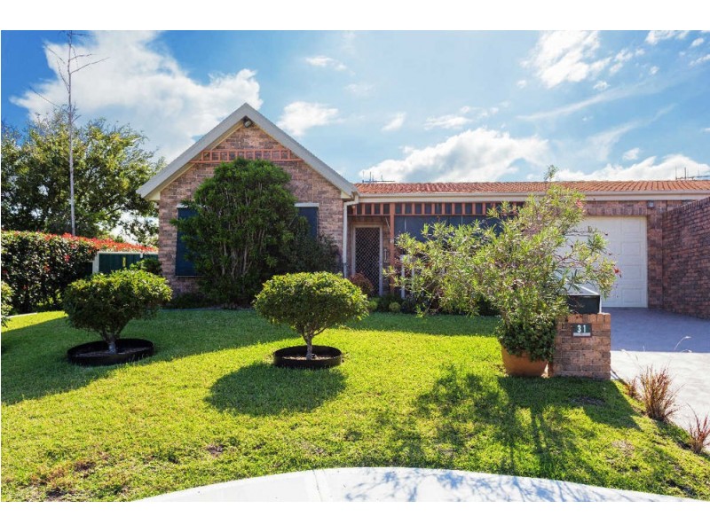 31 Medowie Road, Old Bar NSW 2430