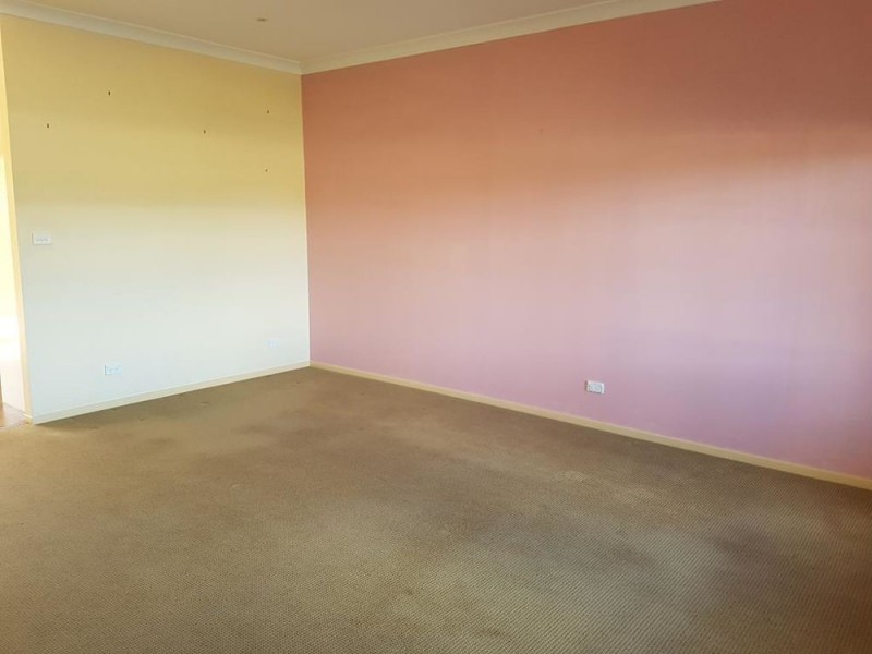 31 Medowie Road, Old Bar NSW 2430