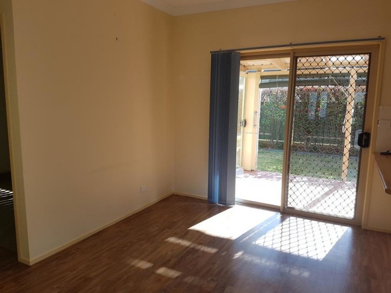 31 Medowie Road, Old Bar NSW 2430