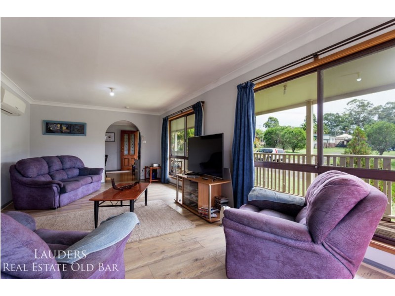 290 Bushland Drive, Taree NSW 2430