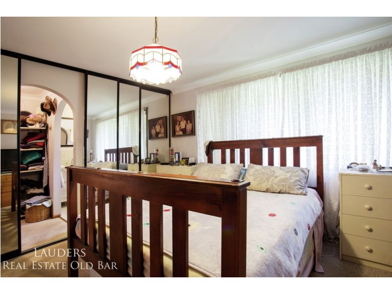 21 Casuarina Close, Old Bar NSW 2430