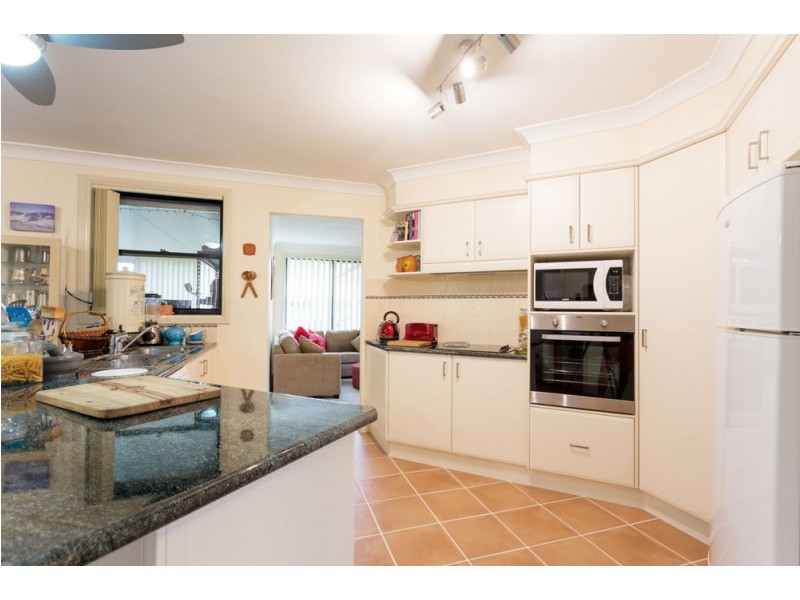 113 Waterman Street, Old Bar NSW 2430