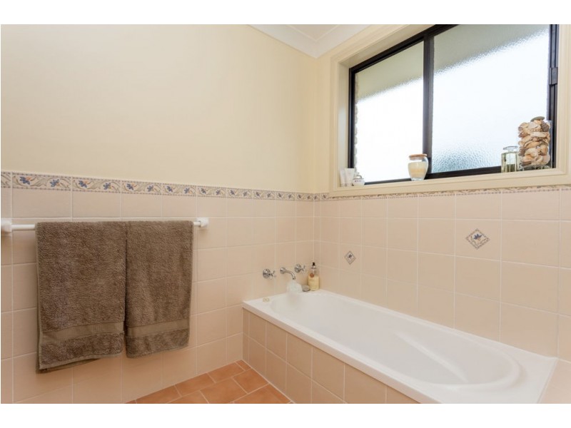 113 Waterman Street, Old Bar NSW 2430