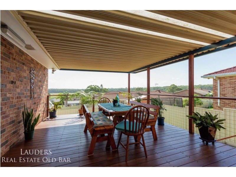 35 Molong Road, Old Bar NSW 2430