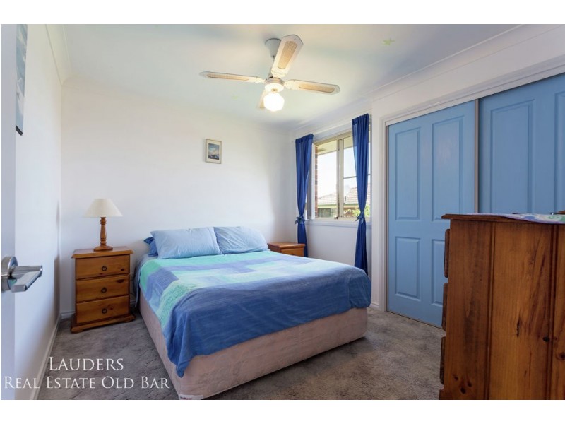 35 Molong Road, Old Bar NSW 2430