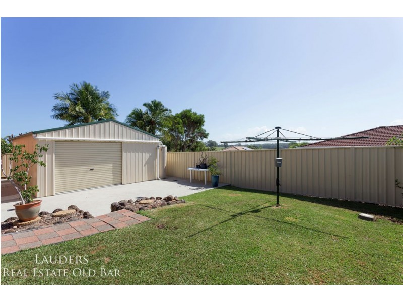 35 Molong Road, Old Bar NSW 2430