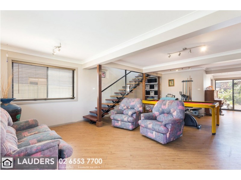 50 Hall Street, Old Bar NSW 2430