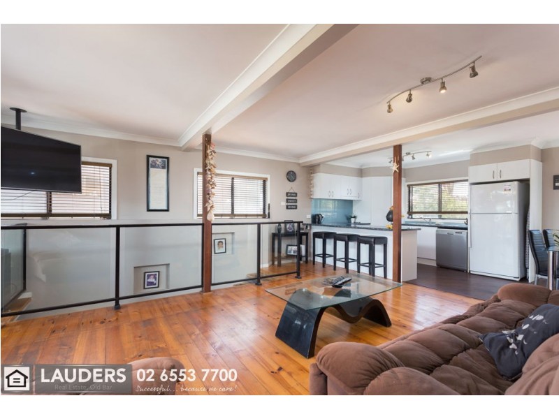 50 Hall Street, Old Bar NSW 2430