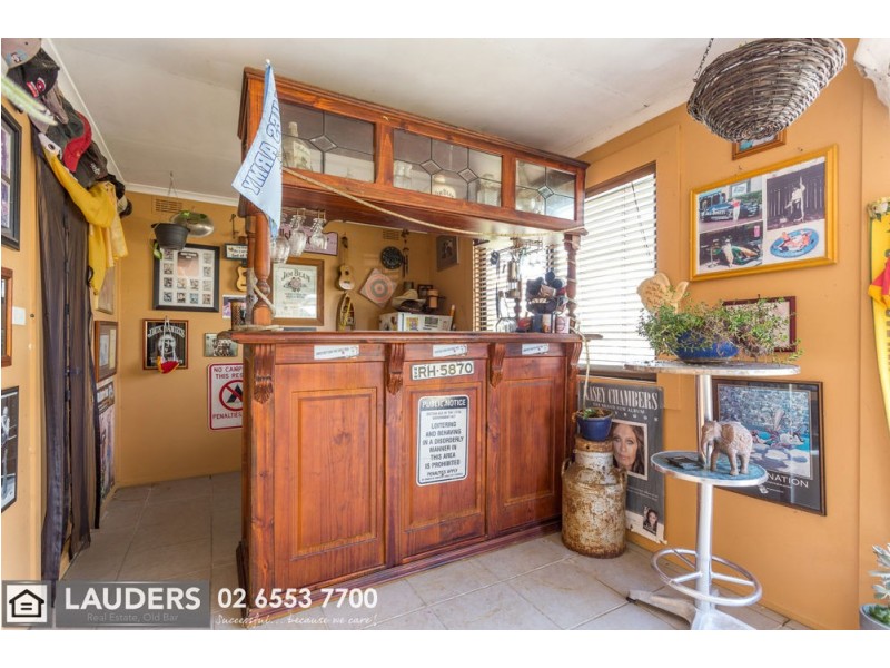 50 Hall Street, Old Bar NSW 2430