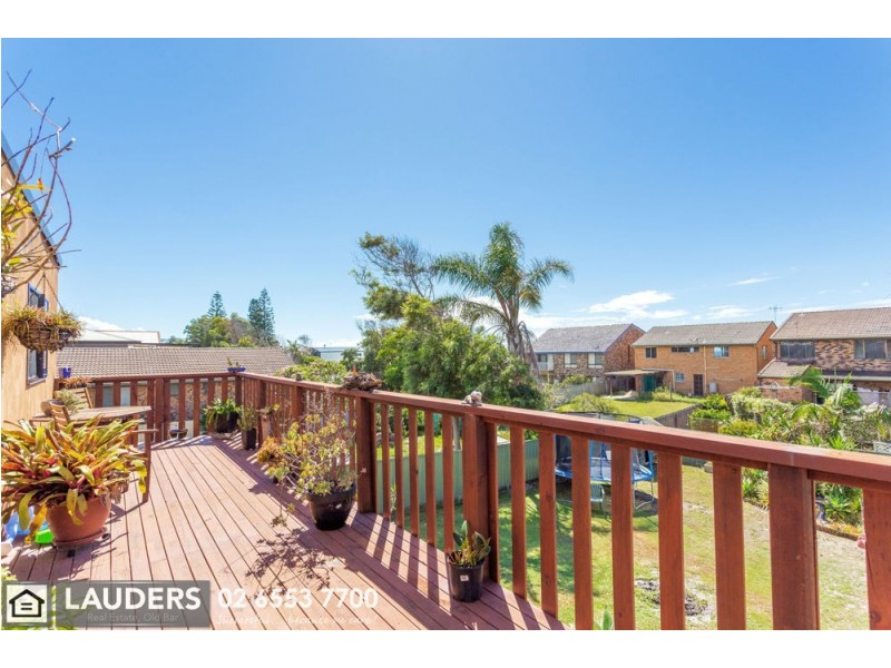 50 Hall Street, Old Bar NSW 2430