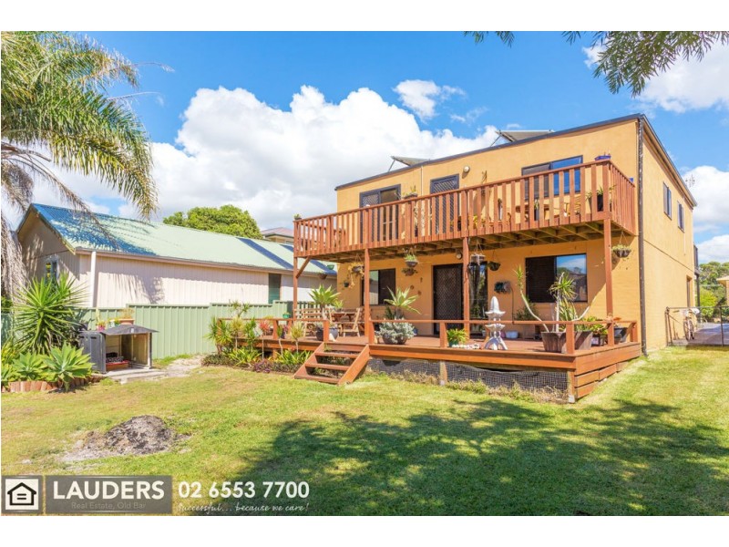 50 Hall Street, Old Bar NSW 2430