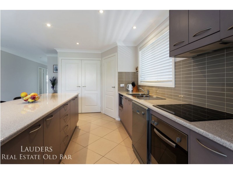 44a Bluehaven Drive, Old Bar NSW 2430