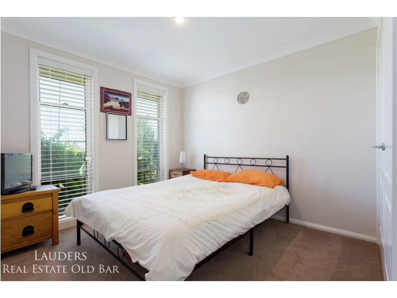 44a Bluehaven Drive, Old Bar NSW 2430