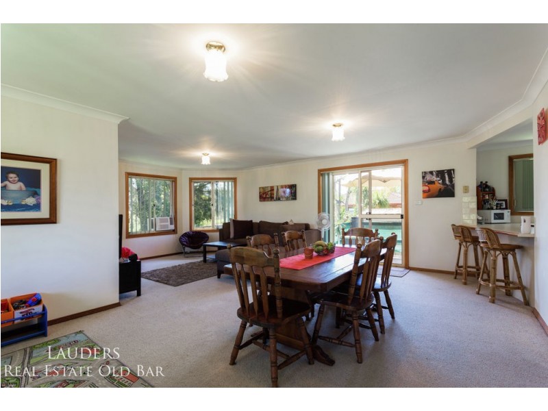 19b Molong Road, Old Bar NSW 2430