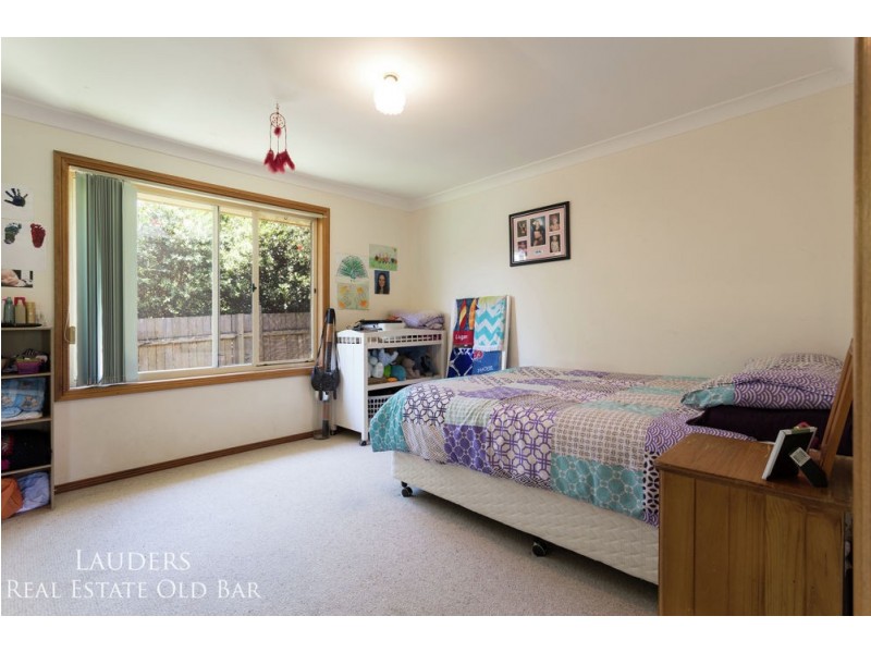 19b Molong Road, Old Bar NSW 2430