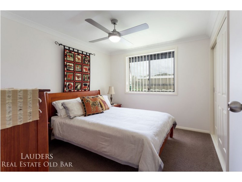 58 Bluehaven Drive, Old Bar NSW 2430