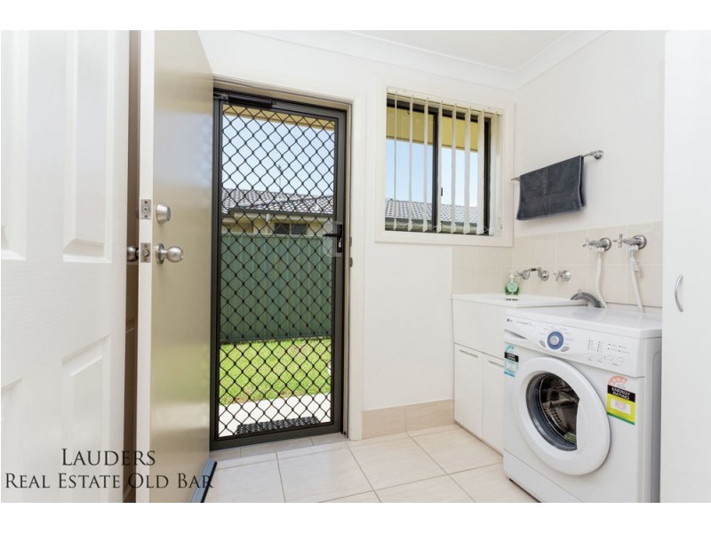 58 Bluehaven Drive, Old Bar NSW 2430