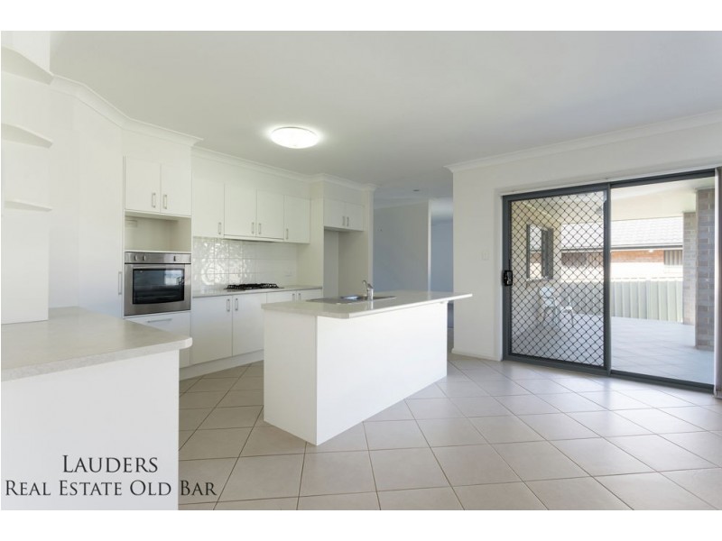 34 Howard Street, Wallabi Point NSW 2430