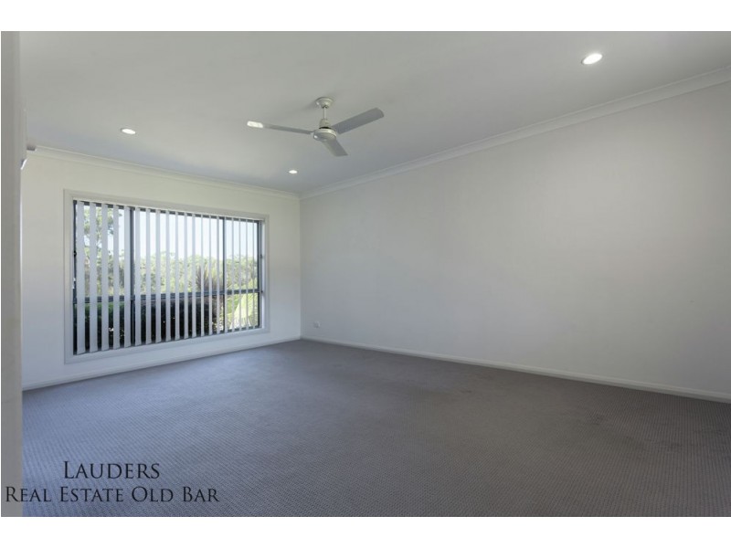 34 Howard Street, Wallabi Point NSW 2430