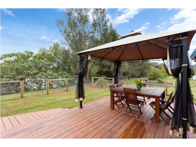 6 Channel Close, Old Bar NSW 2430