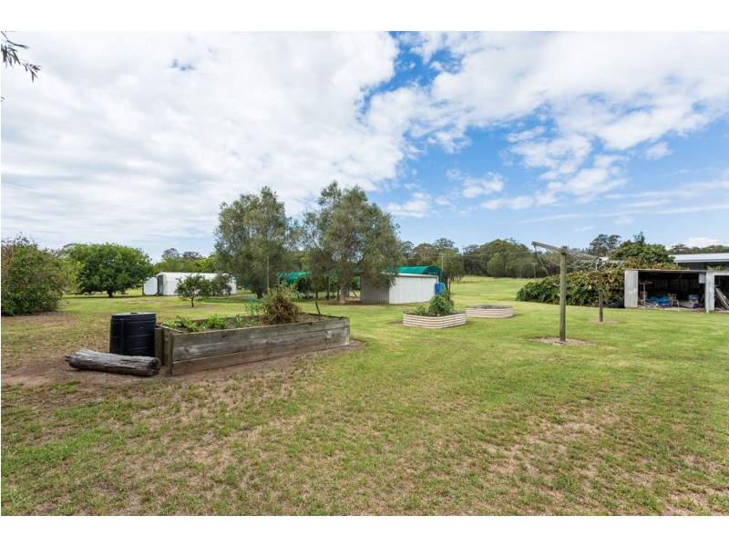 6 Channel Close, Old Bar NSW 2430