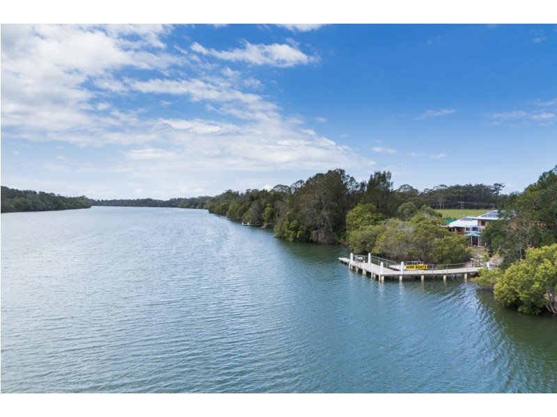 6 Channel Close, Old Bar NSW 2430