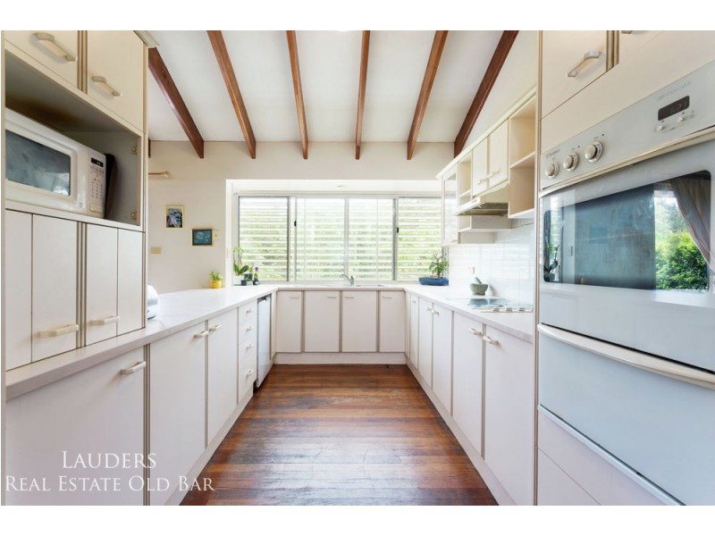 124 Waterman Street, Old Bar NSW 2430