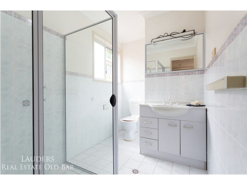 124 Waterman Street, Old Bar NSW 2430