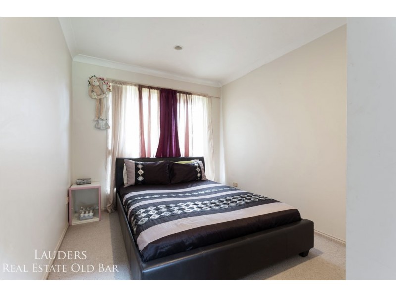 124 Waterman Street, Old Bar NSW 2430