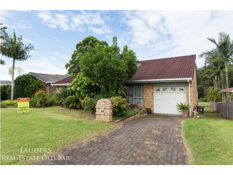 124 Waterman Street, Old Bar NSW 2430