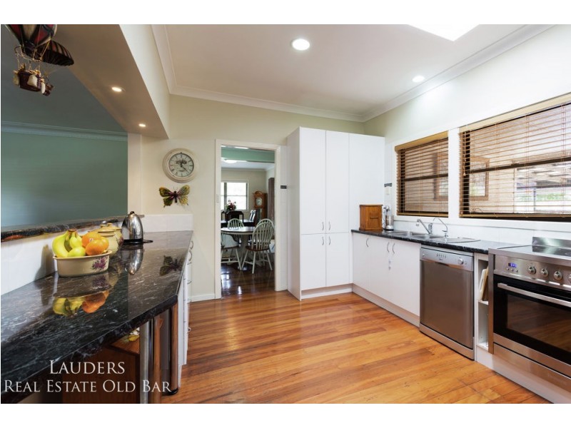 1 Bayview Crescent, Taree NSW 2430