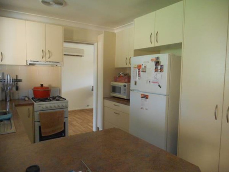 7 Oceanic Place, Old Bar NSW 2430