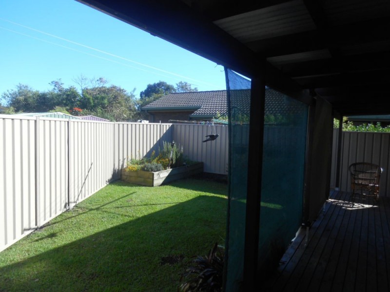 7 Oceanic Place, Old Bar NSW 2430