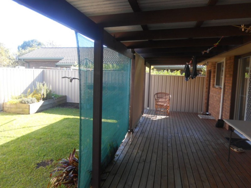 7 Oceanic Place, Old Bar NSW 2430