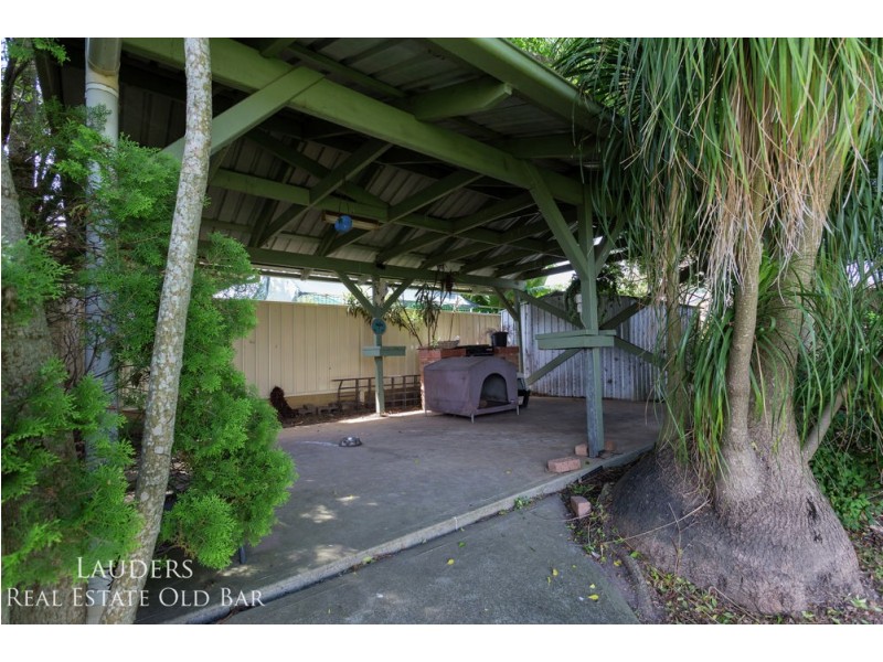 19 Casuarina Close, Old Bar NSW 2430