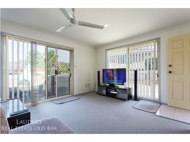 133 Waterman Street, Old Bar NSW 2430