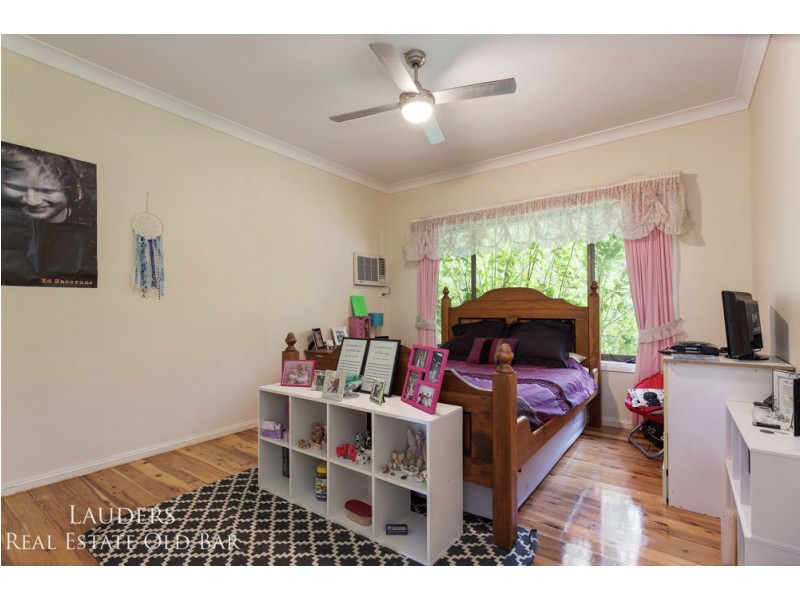 16 Ruprechts Road, Mitchells Island NSW 2430