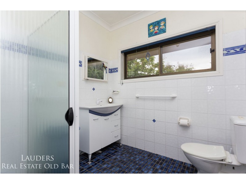 16 Ruprechts Road, Mitchells Island NSW 2430