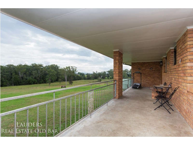 16 Ruprechts Road, Mitchells Island NSW 2430