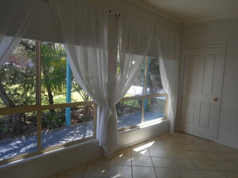 8 Pacific Street, Wallabi Point NSW 2430