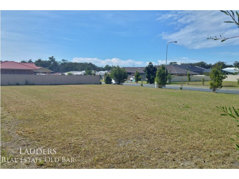 1/2 Hartlyn Drive, Wallabi Point NSW 2430