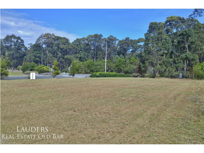 1/2 Hartlyn Drive, Wallabi Point NSW 2430