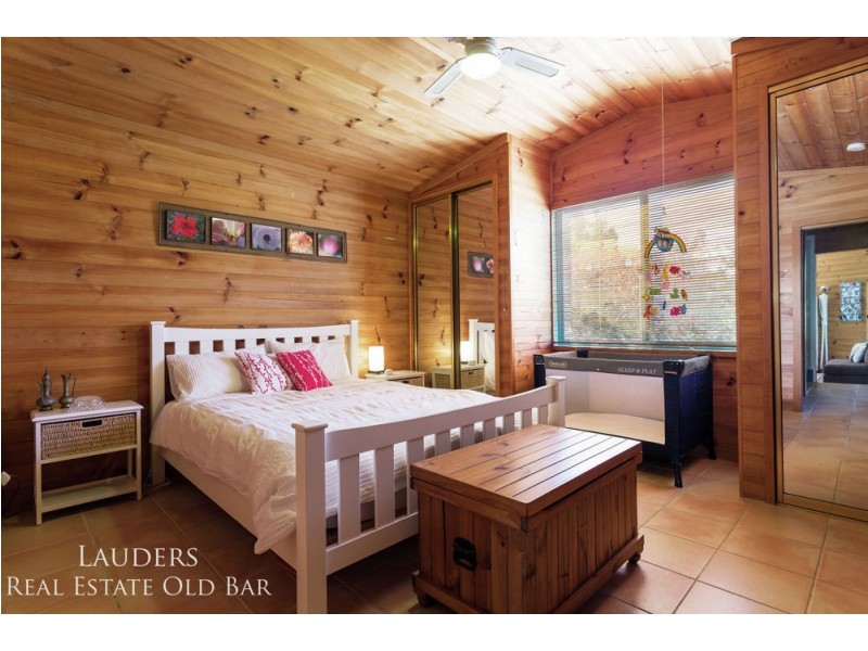 18 Connell Street, Old Bar NSW 2430